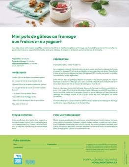 Mini pots de gâteau au fromage aux fraises et au yogourt